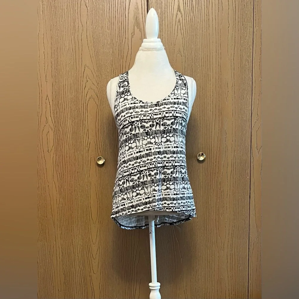 Abstract Tank Top - Picture 1 of 4